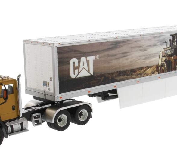 CAT CT660 with CAT Mural Trailer