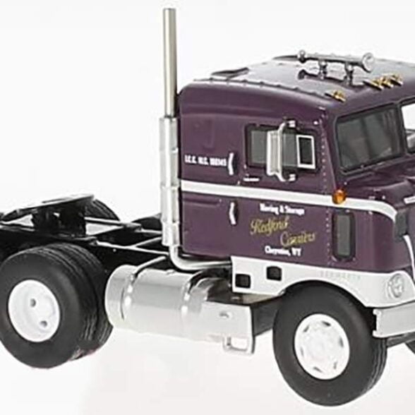 1950 Kenworth 521 ‘Bull-Nose’ Tractor (Purple)