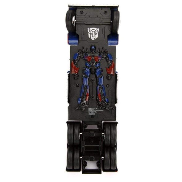 Transformers 1 – Peterbilt 379 Optimus Prime